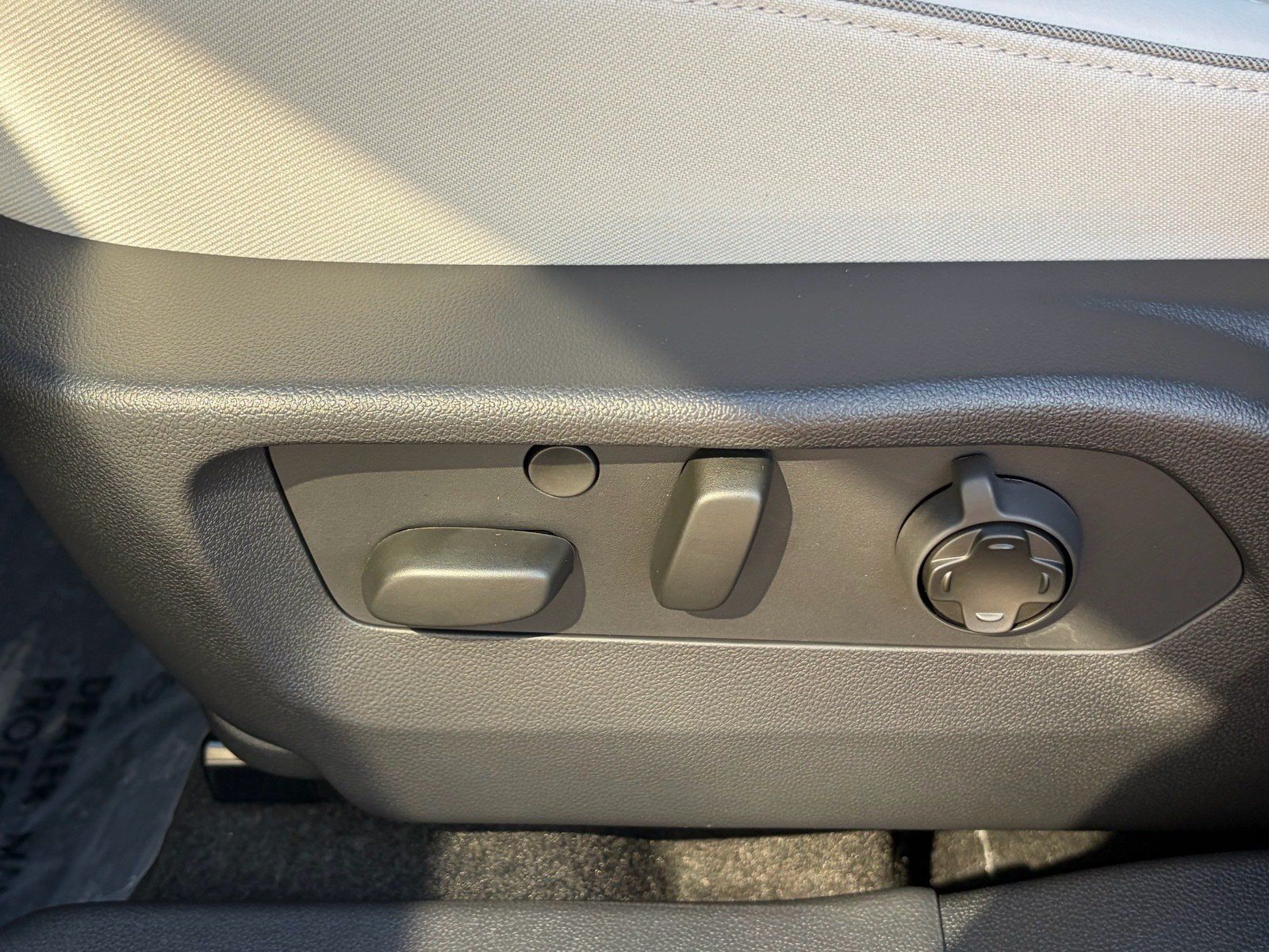 Used 2026 Buick Envision Avenir AWD/4WD image 13