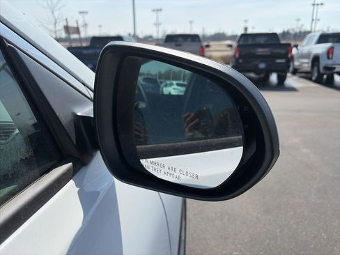 New 2026 Buick Encore GX Preferred AWD/4WD image 2
