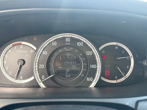 Used 2016 Honda Accord LX image 13