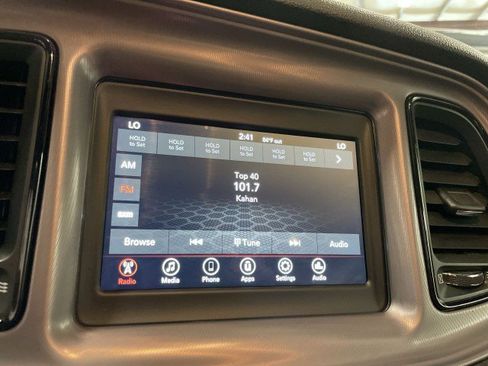 Used 2023 Dodge Challenger SXT RWD image 19
