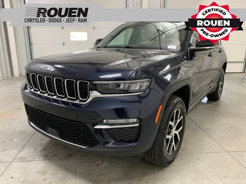 Used 2024 Jeep Grand Cherokee Limited AWD/4WD image 1