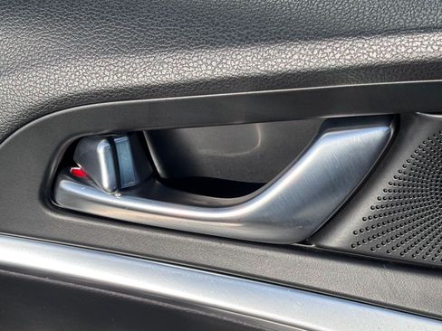 Used 2026 Genesis G70 2.5T RWD image 20