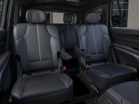 New 2026 Cadillac Vistiq Sport image 17