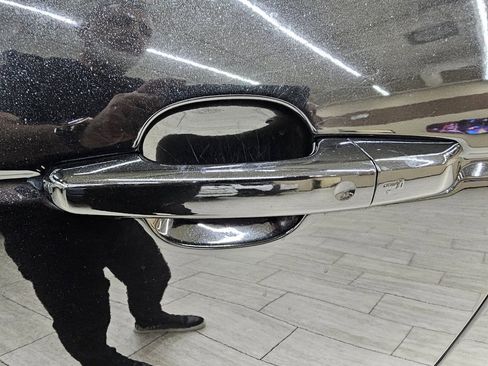 Used 2016 Land Rover Range Rover HSE image 13