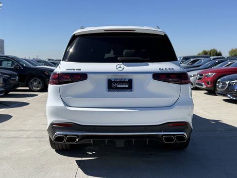 New 2026 Mercedes-Benz GLS 63 AMG 4MATIC image 9