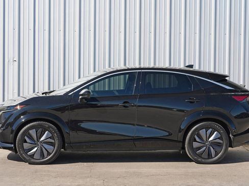 Used 2023 Nissan Ariya FWD image 43