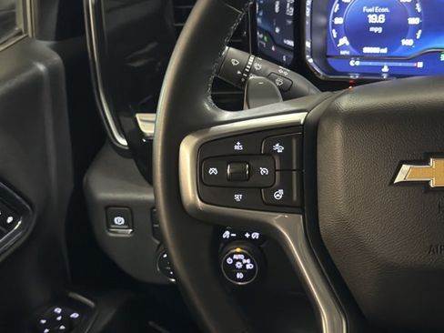Used 2024 Chevrolet Silverado 1500 LTZ AWD/4WD image 29