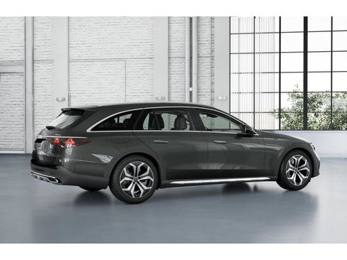 New 2026 Mercedes-Benz E 450 4MATIC All-Terrain Wagon image 18
