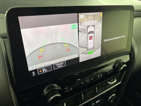 Used 2024 INFINITI QX80 Luxe image 36