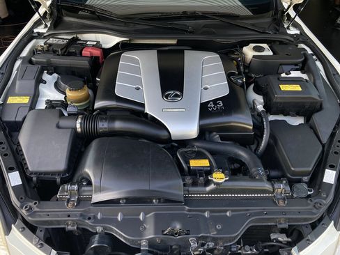 Used 2006 Lexus SC 430 Convertible image 35