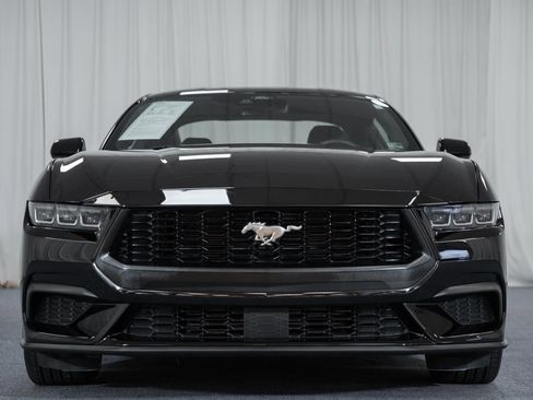 Certified 2024 Ford Mustang Premium image 2