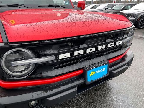 Used 2023 Ford Bronco Outer Banks image 28