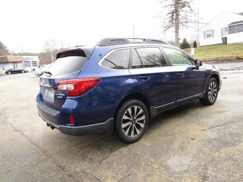 Used 2015 Subaru Outback 2.5i Limited image 34