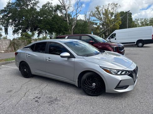 Used 2021 Nissan Sentra SV FWD image 6