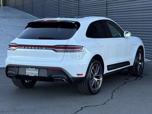 New 2026 Porsche Macan image 7