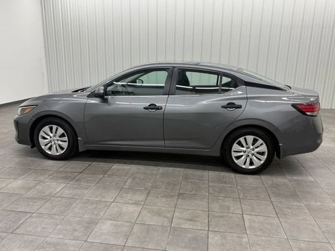 Used 2025 Nissan Sentra S FWD image 6