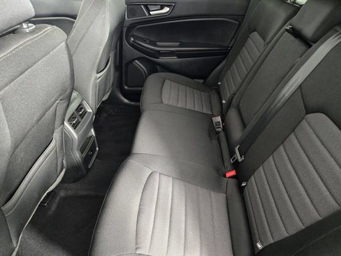 Used 2024 Ford Edge SE w/ Black Appearance Package AWD/4WD image 33
