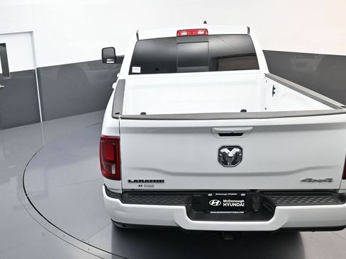 Used 2026 RAM 2500 Laramie AWD/4WD image 20
