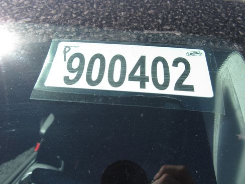 Used 2024 Chevrolet Equinox LT image 7