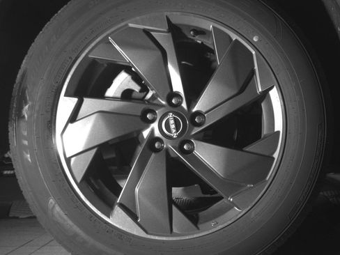 Used 2025 Nissan Rogue SV FWD image 15