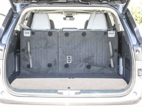 Certified 2022 Toyota Highlander Limited image 26