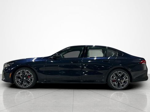 New 2027 BMW 530i xDrive w/ M Sport Package AWD/4WD image 2