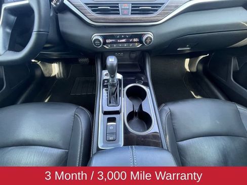 Used 2020 Nissan Altima 2.5 Platinum FWD image 3