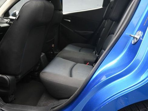 Used 2019 Toyota Yaris LE image 20