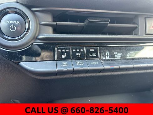 Used 2025 Toyota Crown XLE image 18