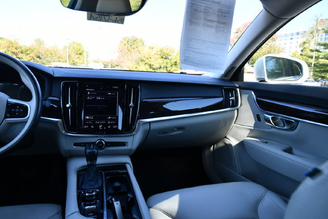 Used 2018 Volvo S90 T5 Momentum w/ Momentum Plus Package AWD/4WD image 18