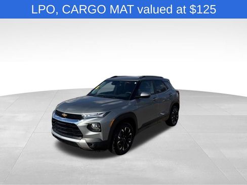 Used 2023 Chevrolet TrailBlazer LT w/ Convenience Package image 5