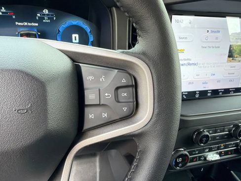 New 2026 Ford Bronco Badlands AWD/4WD image 25