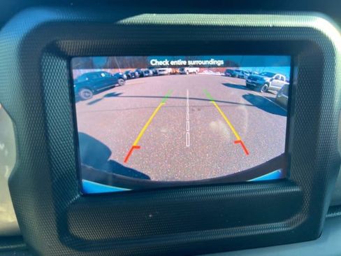 Used 2018 Jeep Wrangler Unlimited Sahara w/ Dual Top Group image 15