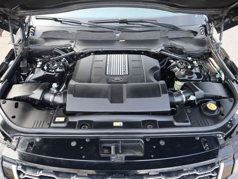 Used 2020 Land Rover Range Rover HSE image 36