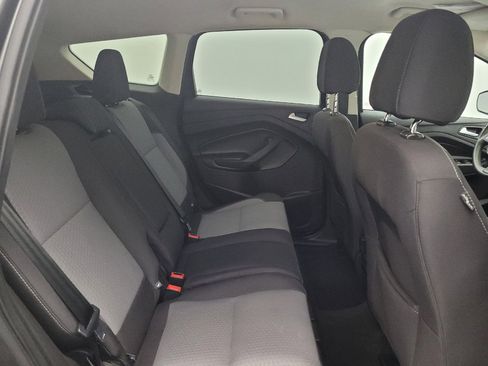 Used 2017 Ford Escape SE w/ Equipment Group 201A FWD image 19