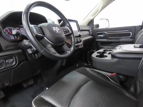 Used 2022 RAM 2500 Laramie AWD/4WD image 11