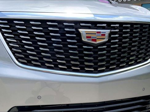 Certified 2025 Cadillac XT5 Luxury FWD image 29