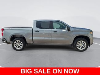 New 2026 Chevrolet Silverado 1500 Custom AWD/4WD video 2