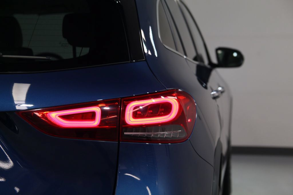 Certified 2021 Mercedes-Benz GLA 250 image 14