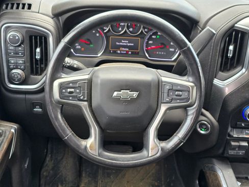 Used 2019 Chevrolet Silverado 1500 LT Trail Boss AWD/4WD image 7