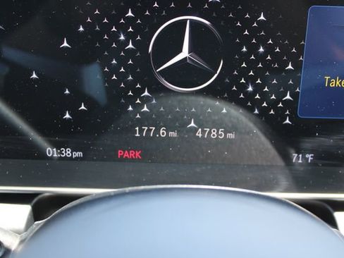 Used 2025 Mercedes-Benz GLC 300 image 15