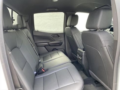 Used 2024 Chevrolet Colorado Trail Boss w/ LPO, Dark Essentials Package image 11