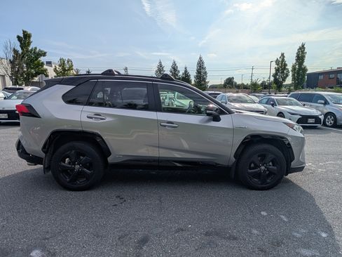 Used 2020 Toyota RAV4 XSE w/ XSE Grade Weather Package AWD/4WD image 2