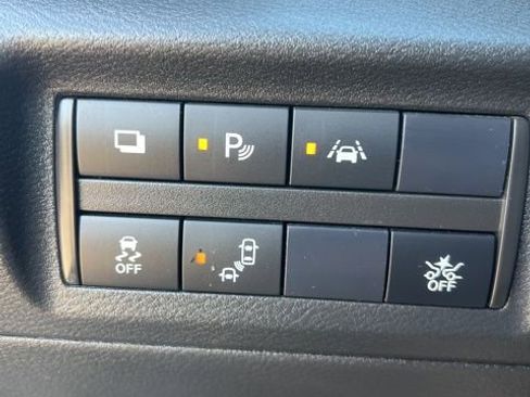 Used 2024 Nissan Kicks S image 20