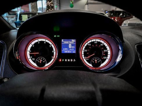 Used 2019 Dodge Grand Caravan SXT w/ Rear Park Assist Package image 29