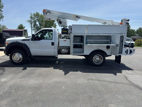 Used 2013 Ford F450 XL w/ Snow Plow Prep Pkg RWD image 2