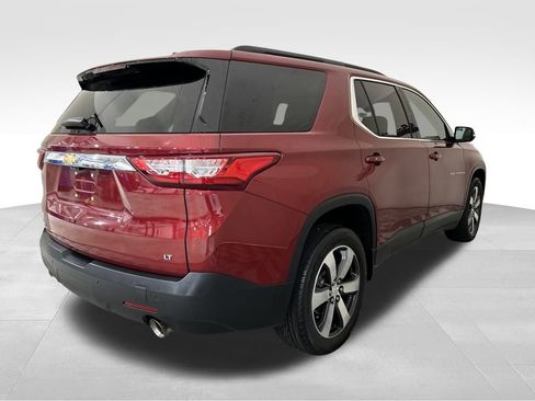 Used 2020 Chevrolet Traverse LT w/ LT Premium Package image 5