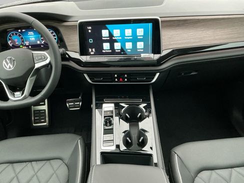 New 2026 Volkswagen Atlas SEL Premium R-Line image 11