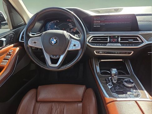 Used 2020 BMW X7 xDrive50i w/ Dynamic Handling Package AWD/4WD image 22