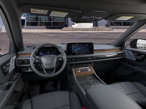 New 2026 Lincoln Aviator Reserve w/ Luxury Package AWD/4WD image 9